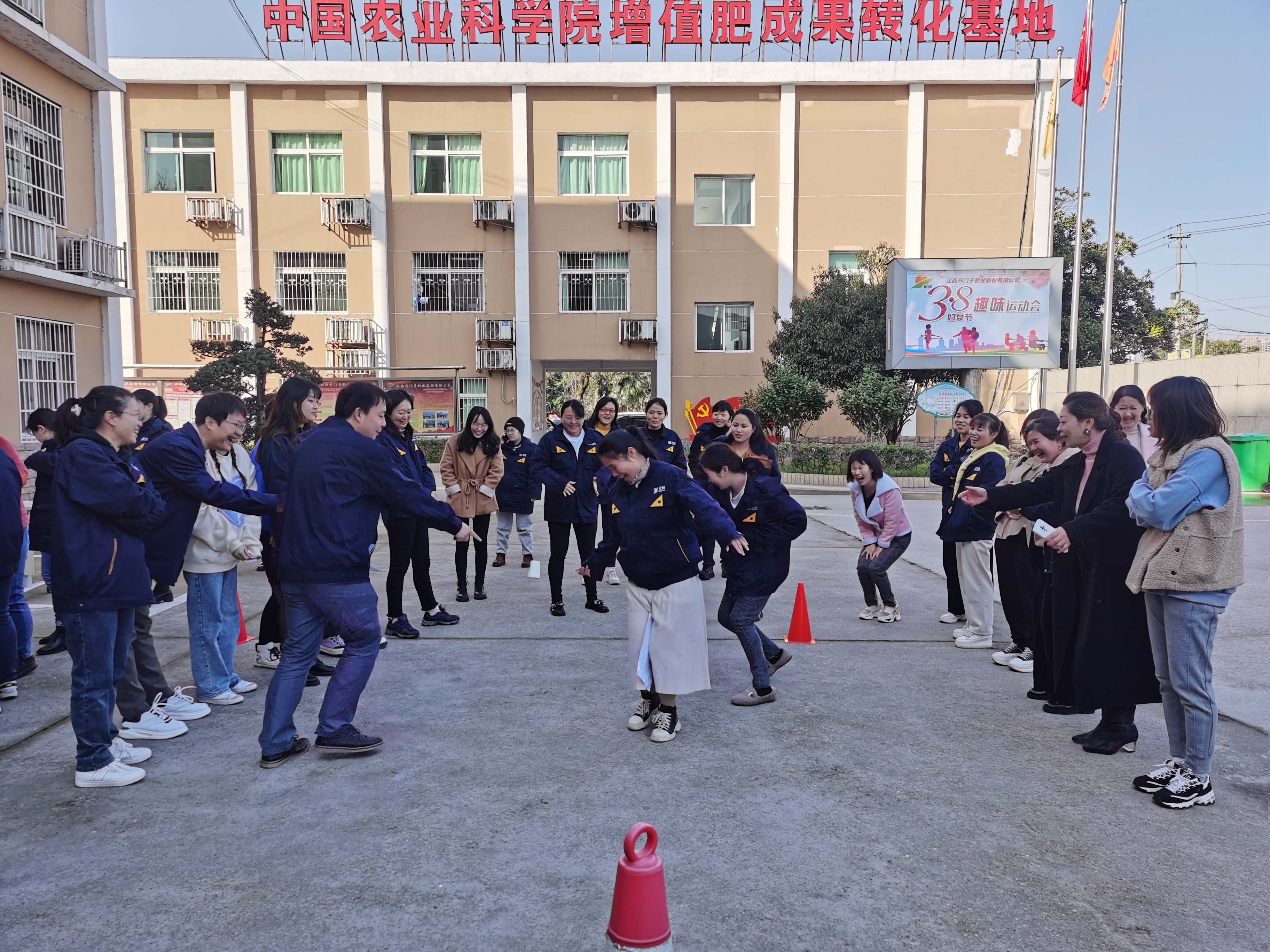 99f5ac5e27e71fe733e8e7a1a211381.jpg 99f5ac5e27e71fe733e8e7a1a211381.jpg