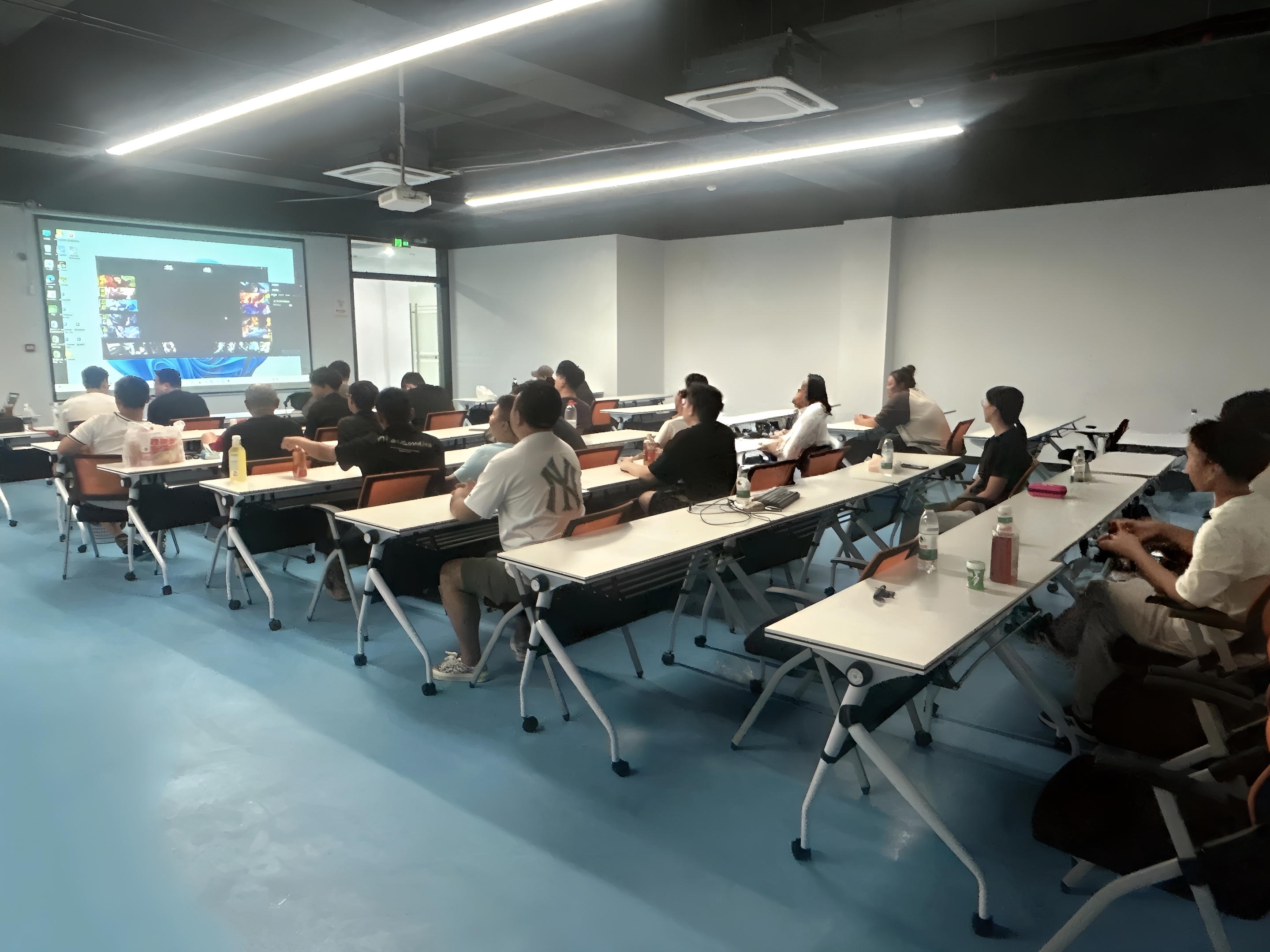 圖2 觀摩比賽.jpg 圖2 觀摩比賽.jpg